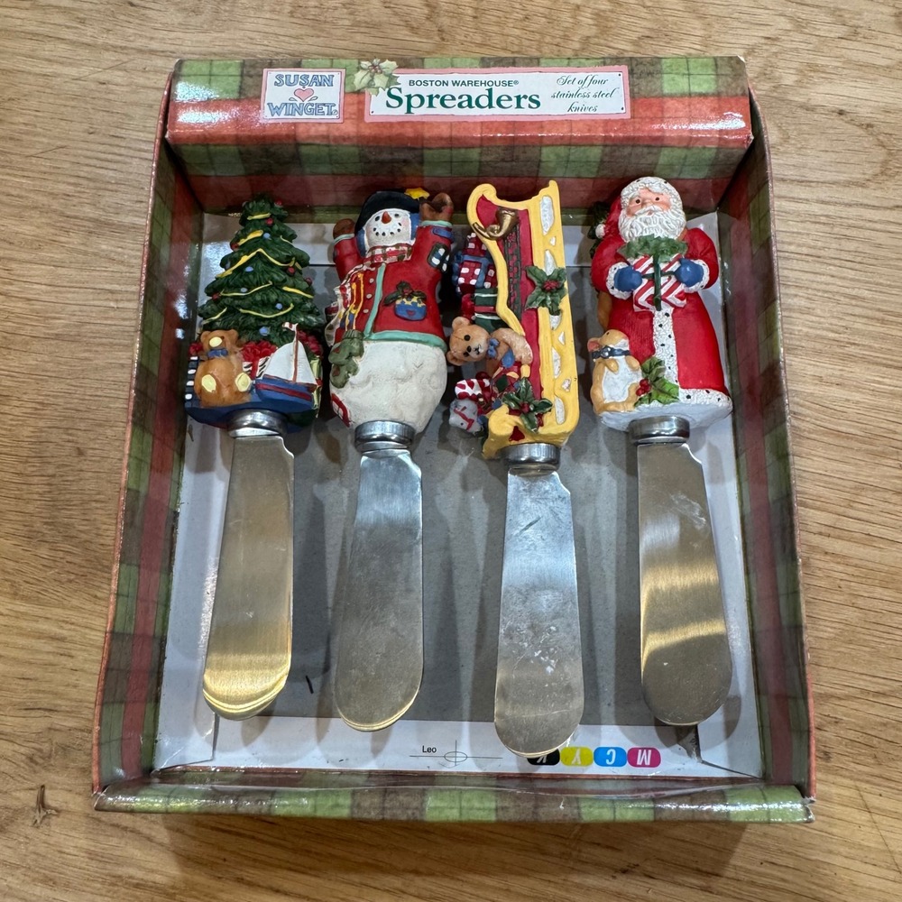 Boston Warehouse Susan Winget Christmas Spreaders Set of 4 Stainless Knives 2000